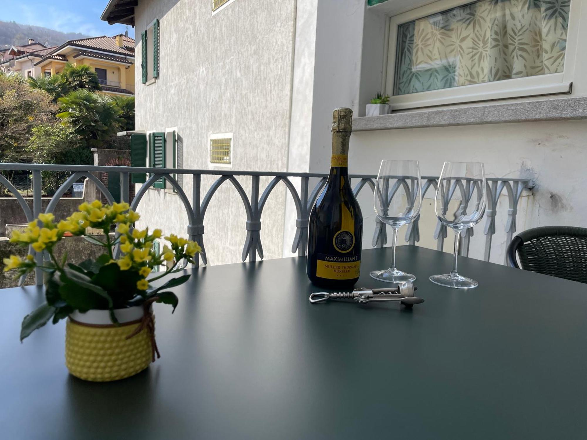 Apartamento Da Meggy Stresa Exterior foto